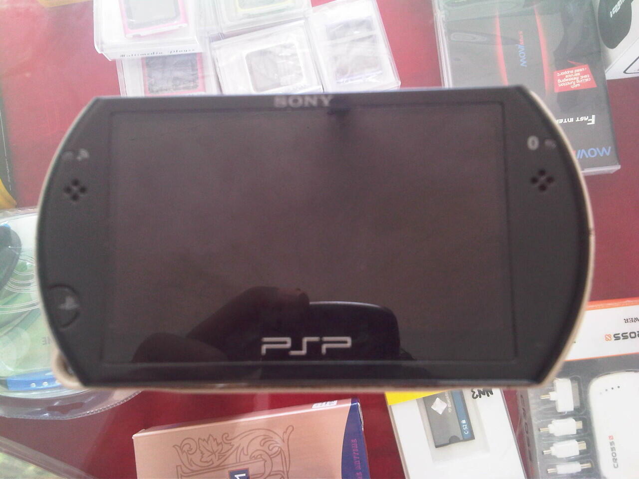 PSP Go second pemakaian pribadi..MURAH (Purwokerto)