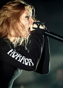 Band metal dengan vocalist wanita~