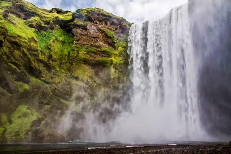 Air Terjun Paling Kuat dan Paling Indah Di Islandia