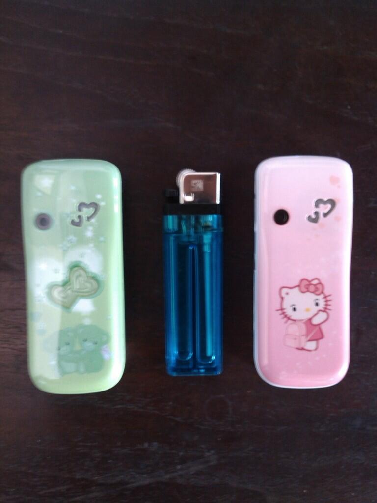 Handphone mini dual sim unik