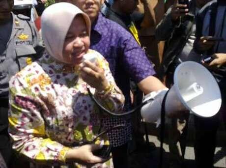 Jokowi Baru Berencana, Risma Sudah Melakukan