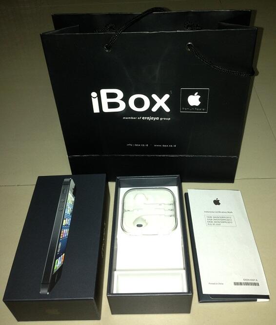 Jual Iphone 5 16 GB Hitam baru 2 bulan
