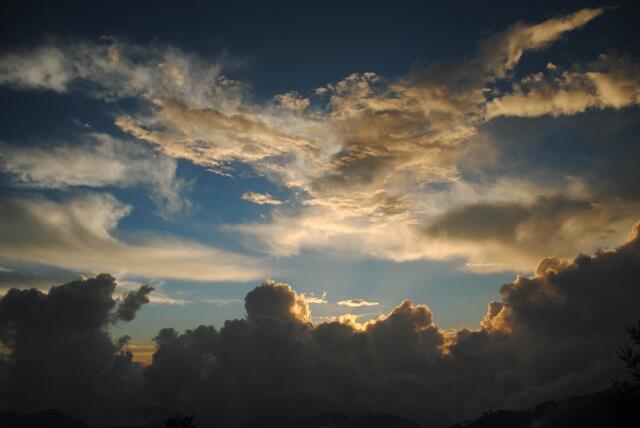 Seperti Inikah Indahnya Sunrise? Gunung Prau 16-18 Agustus 2013