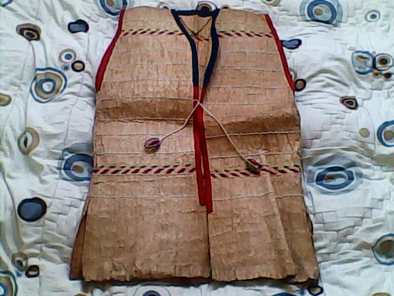 Terjual Sale Baju  Kulit  Kayu  Adat  Suku Dayak  uniQue 