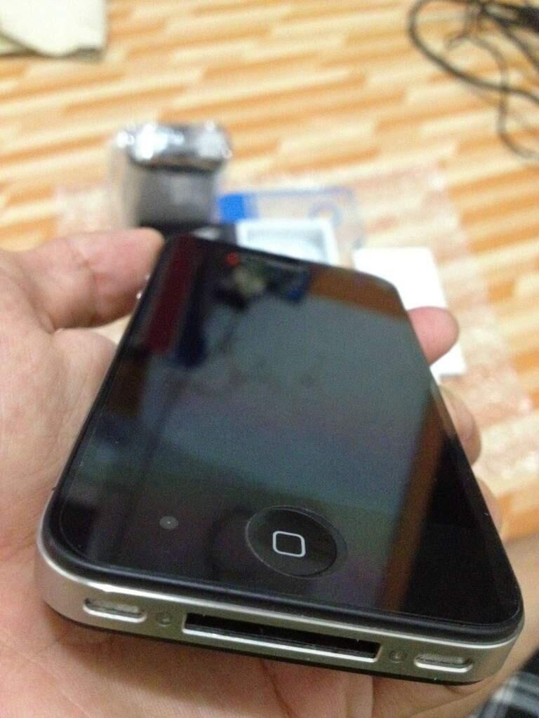Apple Iphone 5 16gb Rp.1.500.000,