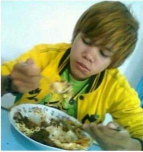 (HOT) Ternyata Justin Bibier Suka Makan diWARTEG Gan