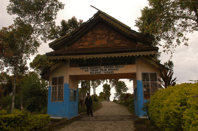 Air Terjun Telun Berasap Kerinci