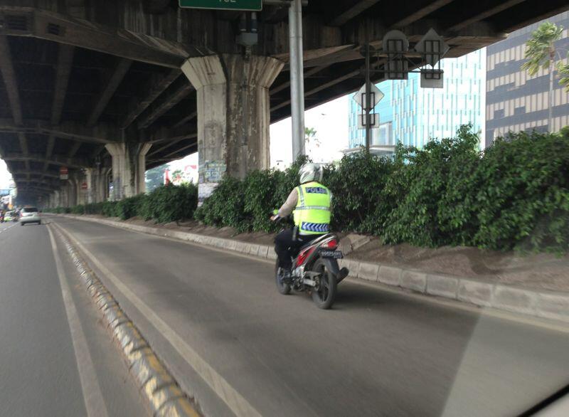 Fast N Furious Ala Penerobos Jalur BusWay