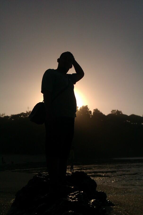 Camping semalam di Pantai Njuwok, Gunung Kidul