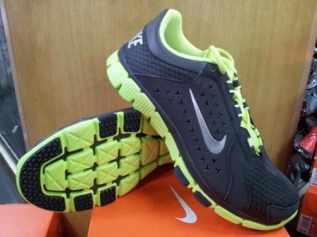 SEPATU NIKE, ADIDAS REPLIKA DAN ORI 100%