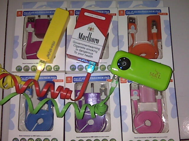 Charger warna warni LED