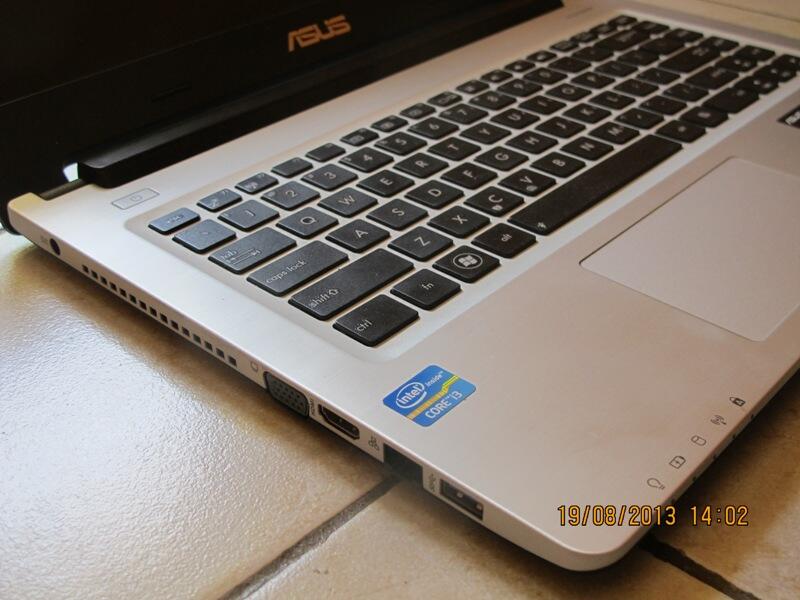 Laptop Asus UltraPortabel A46CA.Tipis dengan DVDRW