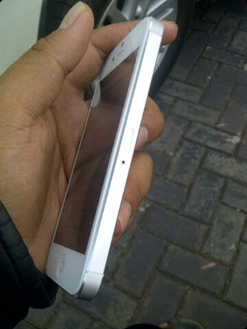 Replika I phone 5 superrrrrrrrrrrrrrr mantab,,NANO SIM CARD,,baru sehari,,jual rugi