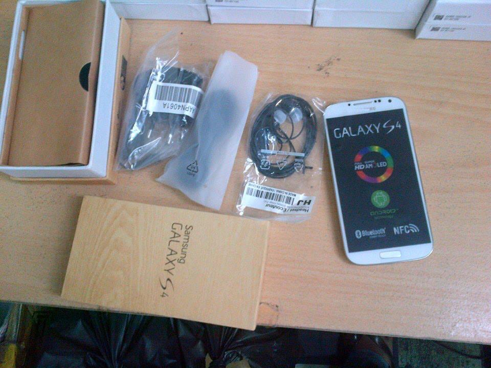 JUAL SAMSUNG GALAXY S4 FREE ONGKIR SUPERKING / SUPERCOPY