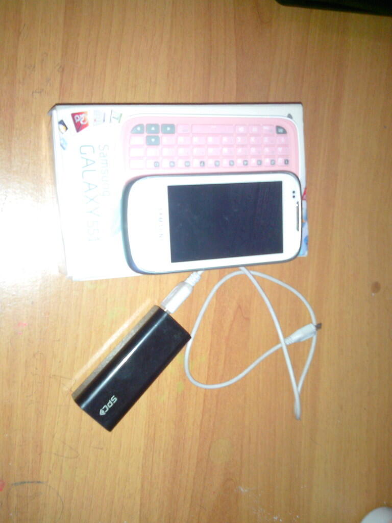 SAMSUNG GALAXY i551 + BONUS POWERBANK 3000mAH