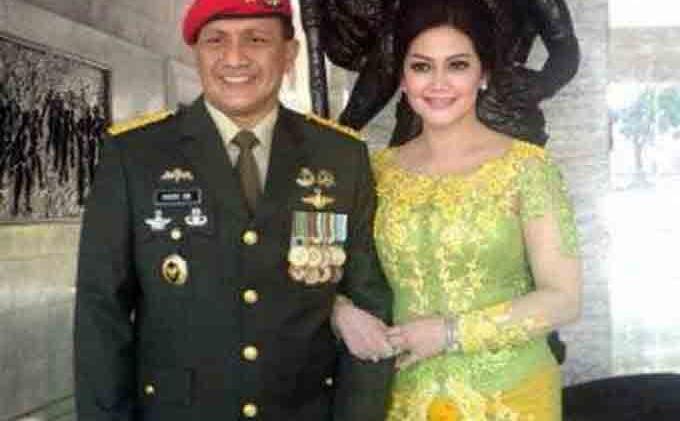 Ini Penyebab Tak Ada Artis yang Nongol di Akad Nikah Bella Saphira