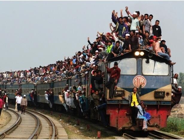 Suasana Mudik di Bangladesh Lebih Parah Dari Indonesia