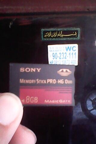 JUAL/BARTER/TUKER TAMBAH PSP SLIM 2000 ICE SILVER 8GB FULLGAME