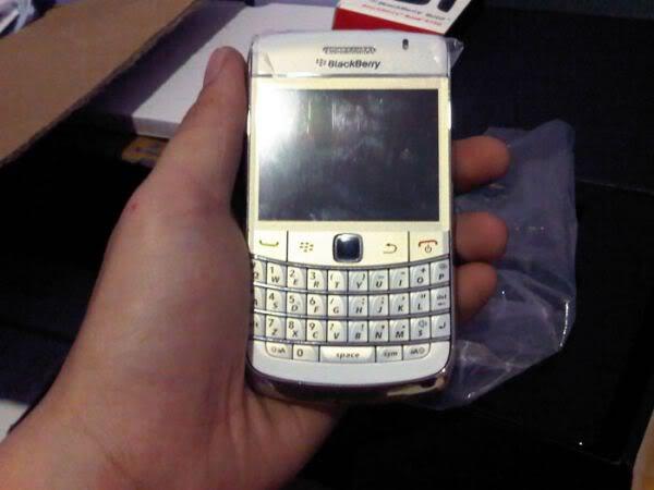 sale Barang BM BlackBerry Q10& z10& 9000 & 8900 & 9700 & 9550 & 9800