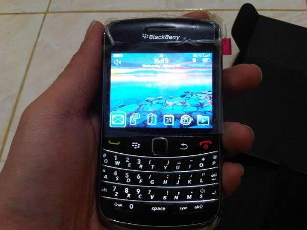 sale Barang BM BlackBerry Q10& z10& 9000 & 8900 & 9700 & 9550 & 9800
