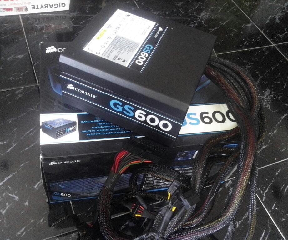 CORSAIR GS600
