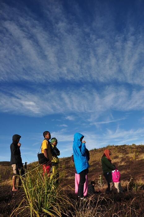 Pesona Di-Hyang (Dieng) dari pucuk Gn. Prahu