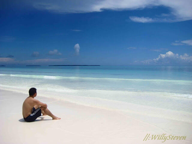 main-mainlah ke ambon