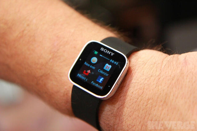 SMARTPHONE sudah? sekarang jamannya SMARTWATCH!