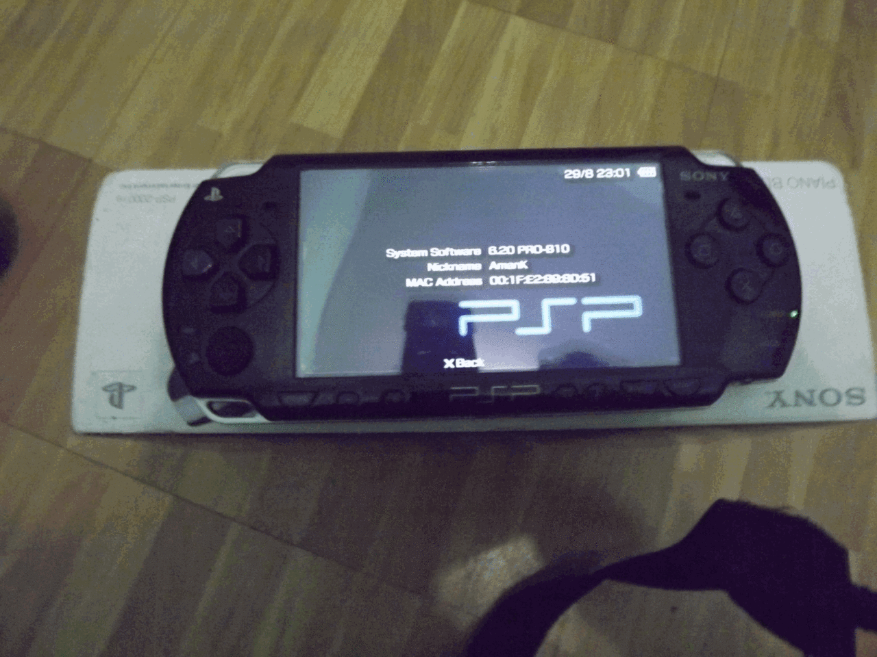 PSP Black Piano 2000