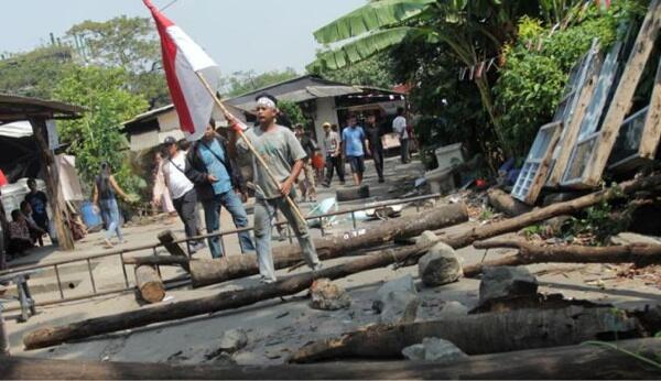 Tergusur,nganggur di Jakarta mending pulang kampung (waduk pluit)