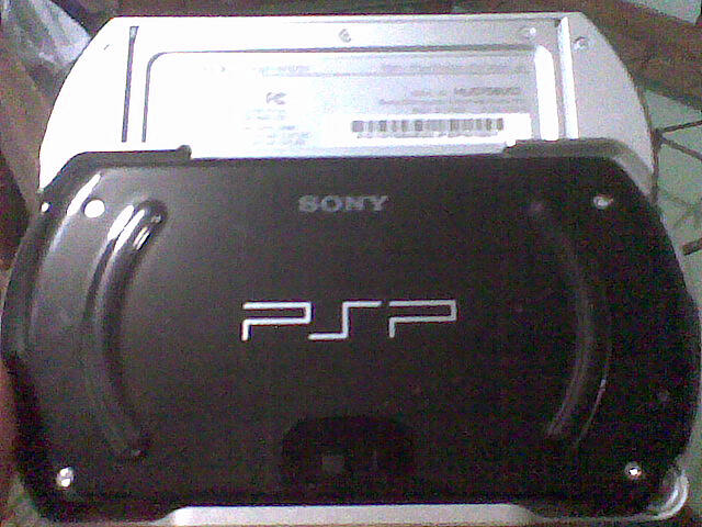 PSP Go Black 16GB Fullset Mulus Gan..