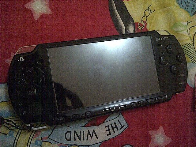PSP 2006 piano black 95% mint condition all normal 800rb an