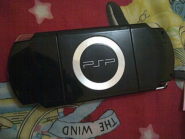 PSP 2006 piano black 95% mint condition all normal 800rb an