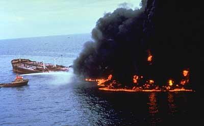10 Insiden Kecelakaan Tanker Minyak Terbesar