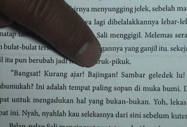 Beredar Buku SMP Berisikan Kata-Kata Tak Pantas