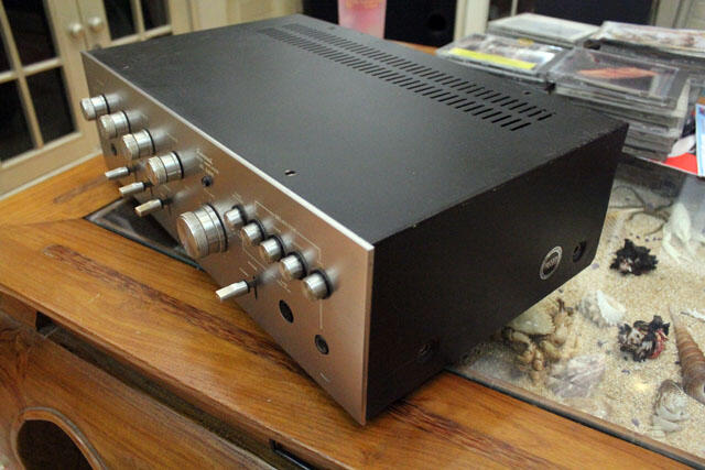 Amplifier Sansui AU-4400