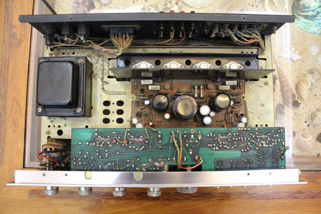 Amplifier Sansui AU-4400