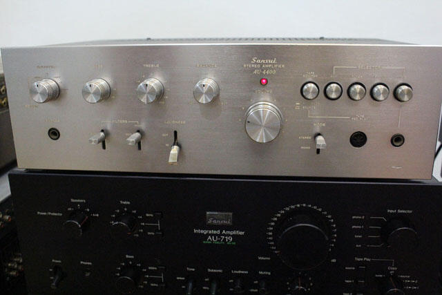 Amplifier Sansui AU-4400