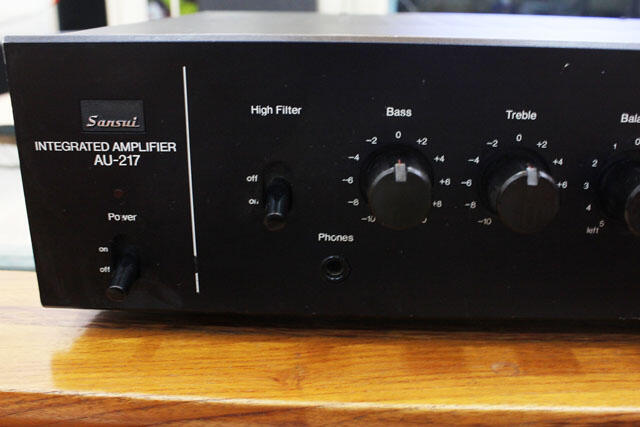 Amplifier Sansui AU-217