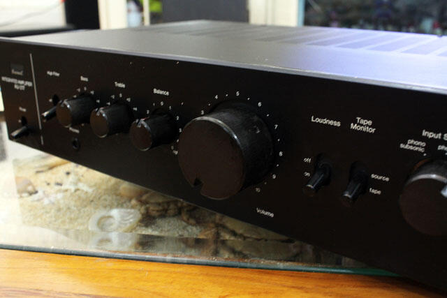 Amplifier Sansui AU-217