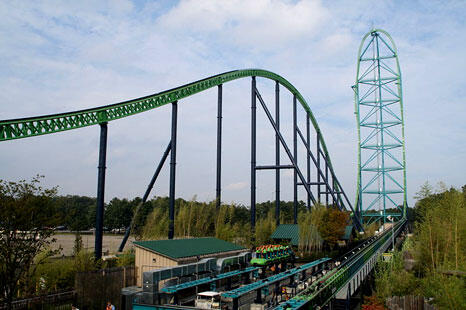 7 Rollercoaster terextreme didunia