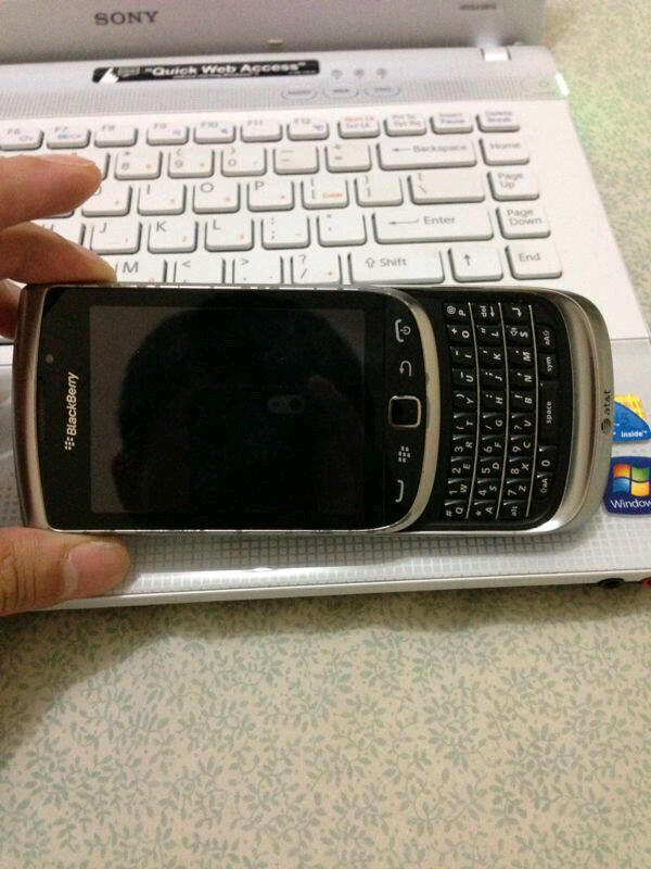 jual blackberry torch 9800 dan 9810 (jennings), FULLSET n SEGEL, Grey