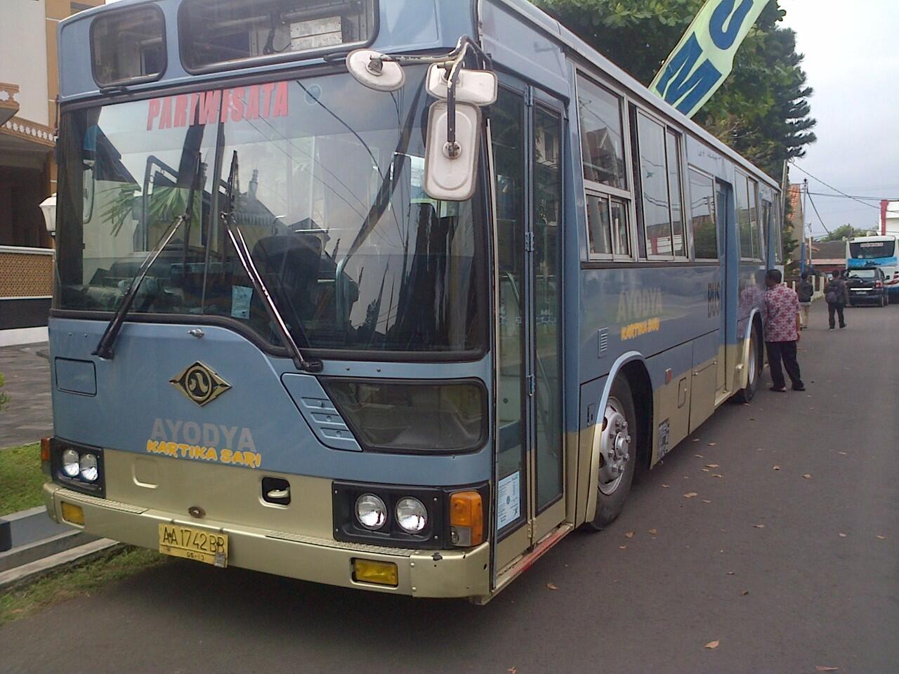 kapan terahir naik bus ini gan? (nostalgia)