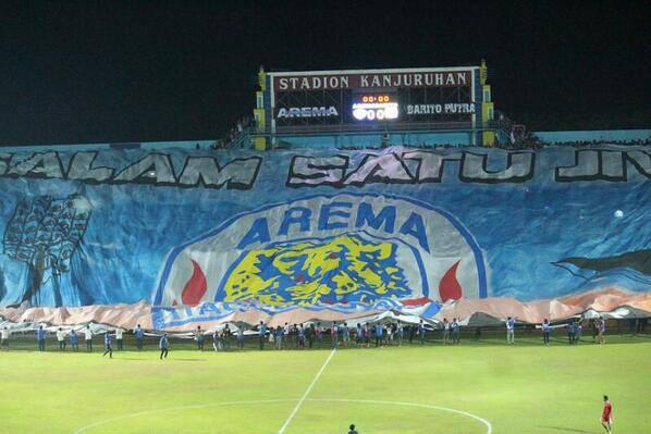 Bendera Terbesar Se Asia Milik AREMANIA