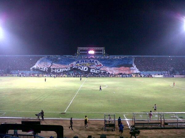 Bendera Terbesar Se Asia Milik AREMANIA