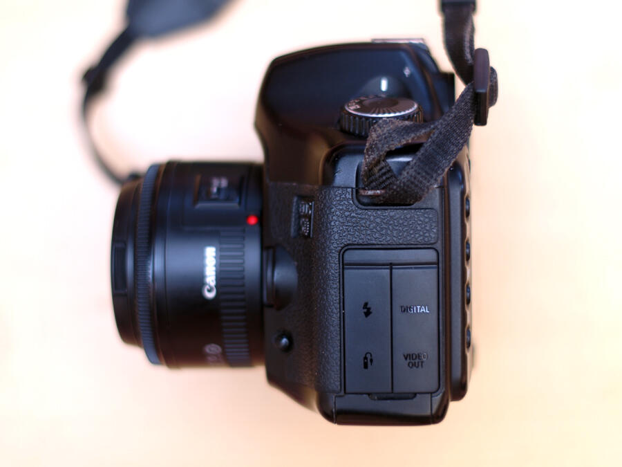Canon Full Frame 5D Mark I + BG (Komplit) - Murah ( Bandung )