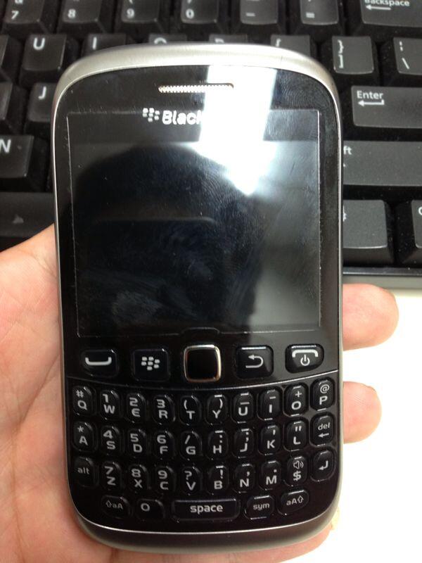 WTS Blackberry Armstrong 9320 Black grs CTN panjangg ato bs TT sm 9780 Onyx 2