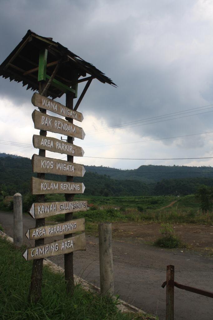 Pesona Gunung Galunggung Tasikmalaya