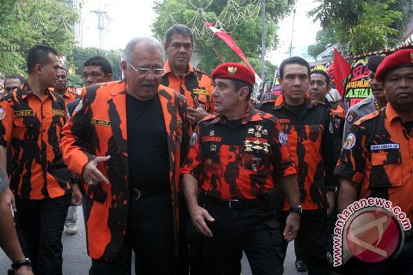 &#91;Dikarungi?&#93; Ormas Berseragam Loreng Bakal &quot;Dibersihkan&quot; TNI