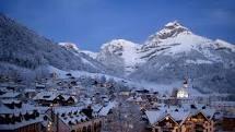 Keindahan salju abadi gunung titlis di peg. Alpen swiss